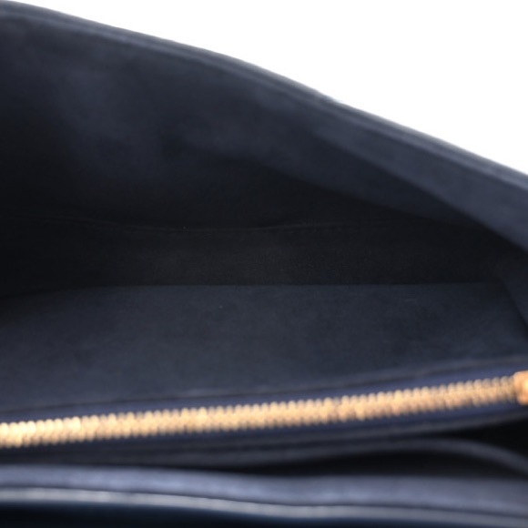 Louis Vuitton wave bag in excellent condition. - Picture 10 of 11